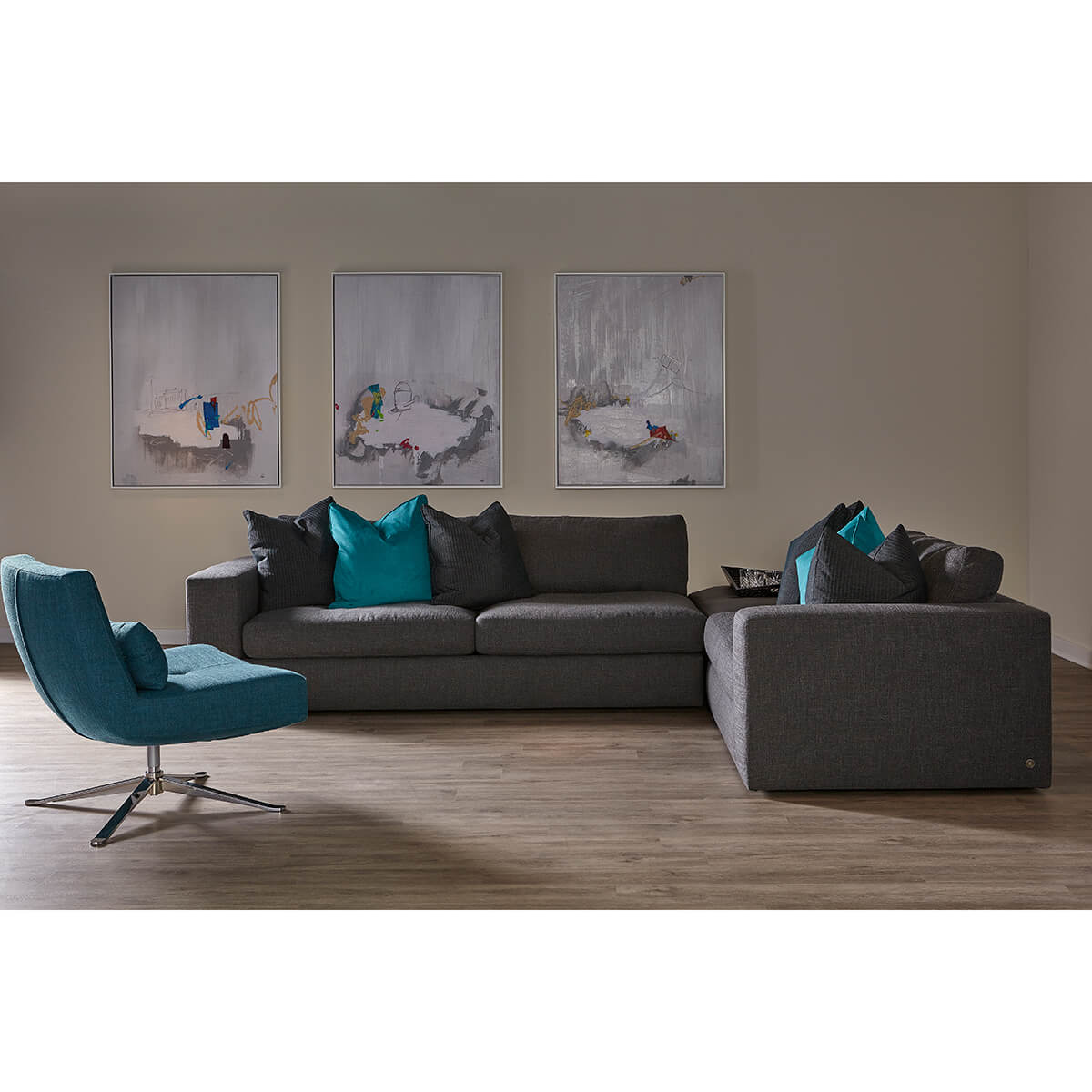 Read more about the article Steve/Hugo Living Room Collection