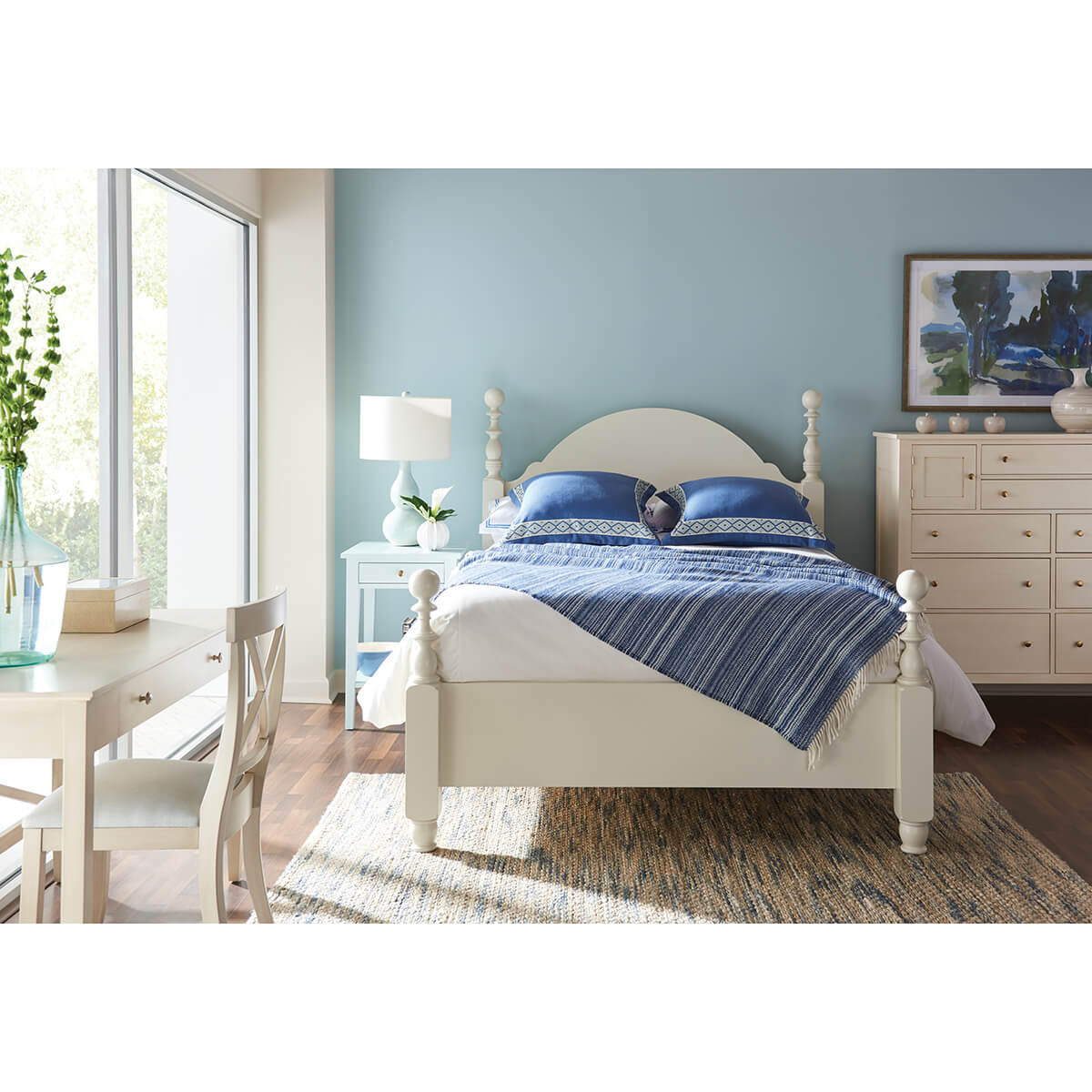 Read more about the article St. Lawrence Vineyard Bedroom Collection