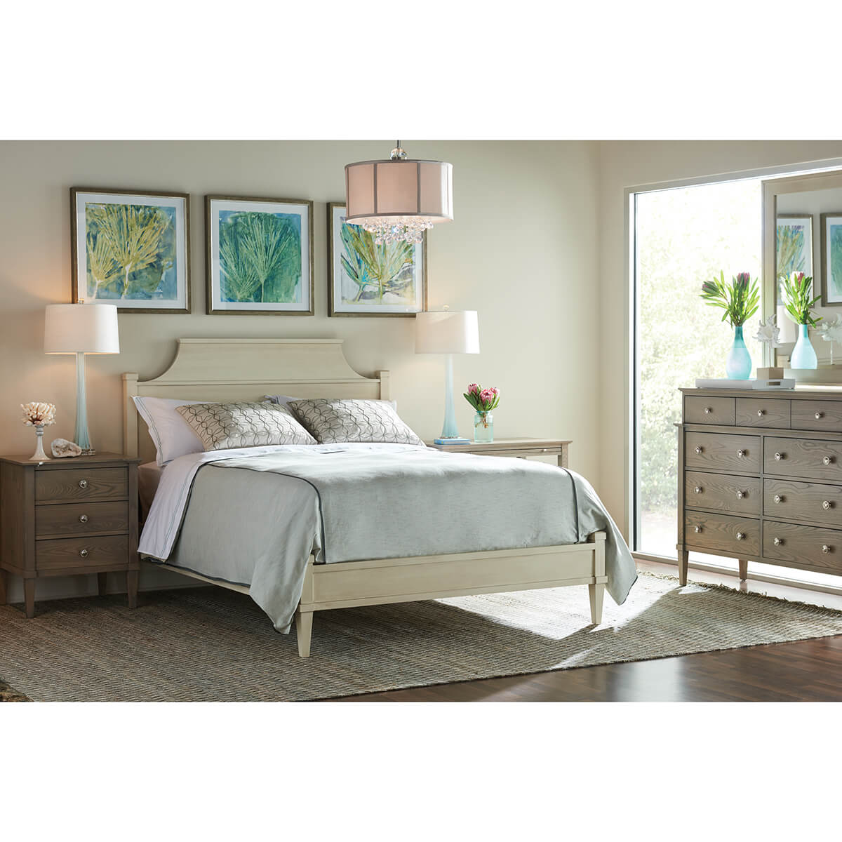 Read more about the article Kelly Monaco Bedroom Collection