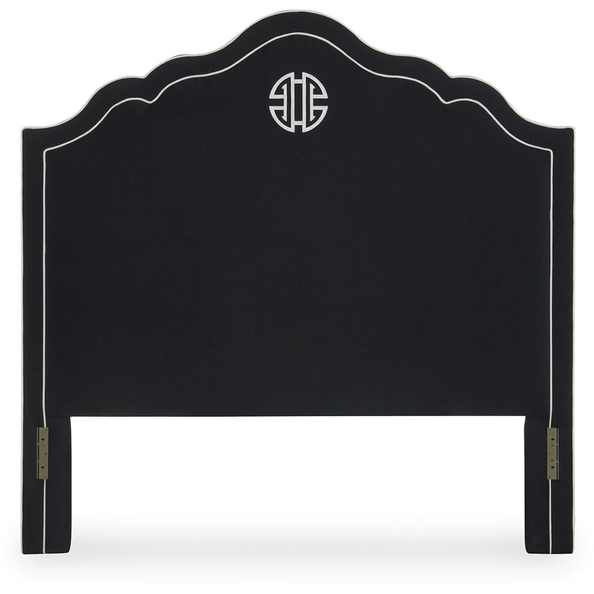 Read more about the article Lucy Queen Headboard