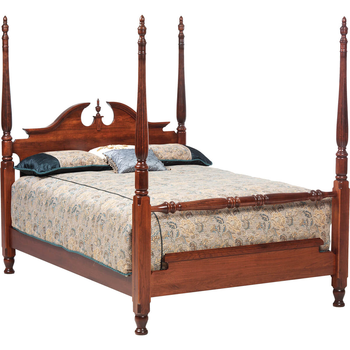 Read more about the article Victoria’s Tradition Pilaster Bed