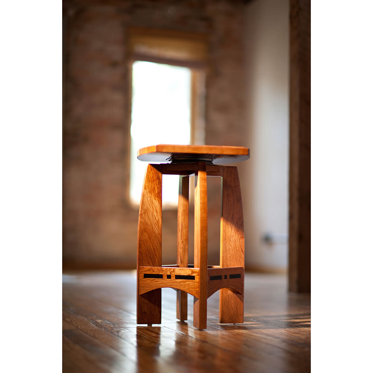 Read more about the article Aspen No Back Swivel Barstool with Inlay