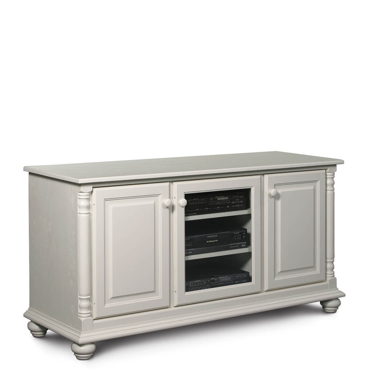 Read more about the article Savannah 3-Door TV Stand